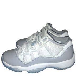 Air Jordan 11 Retro Low (GS)SZ.3.5Y